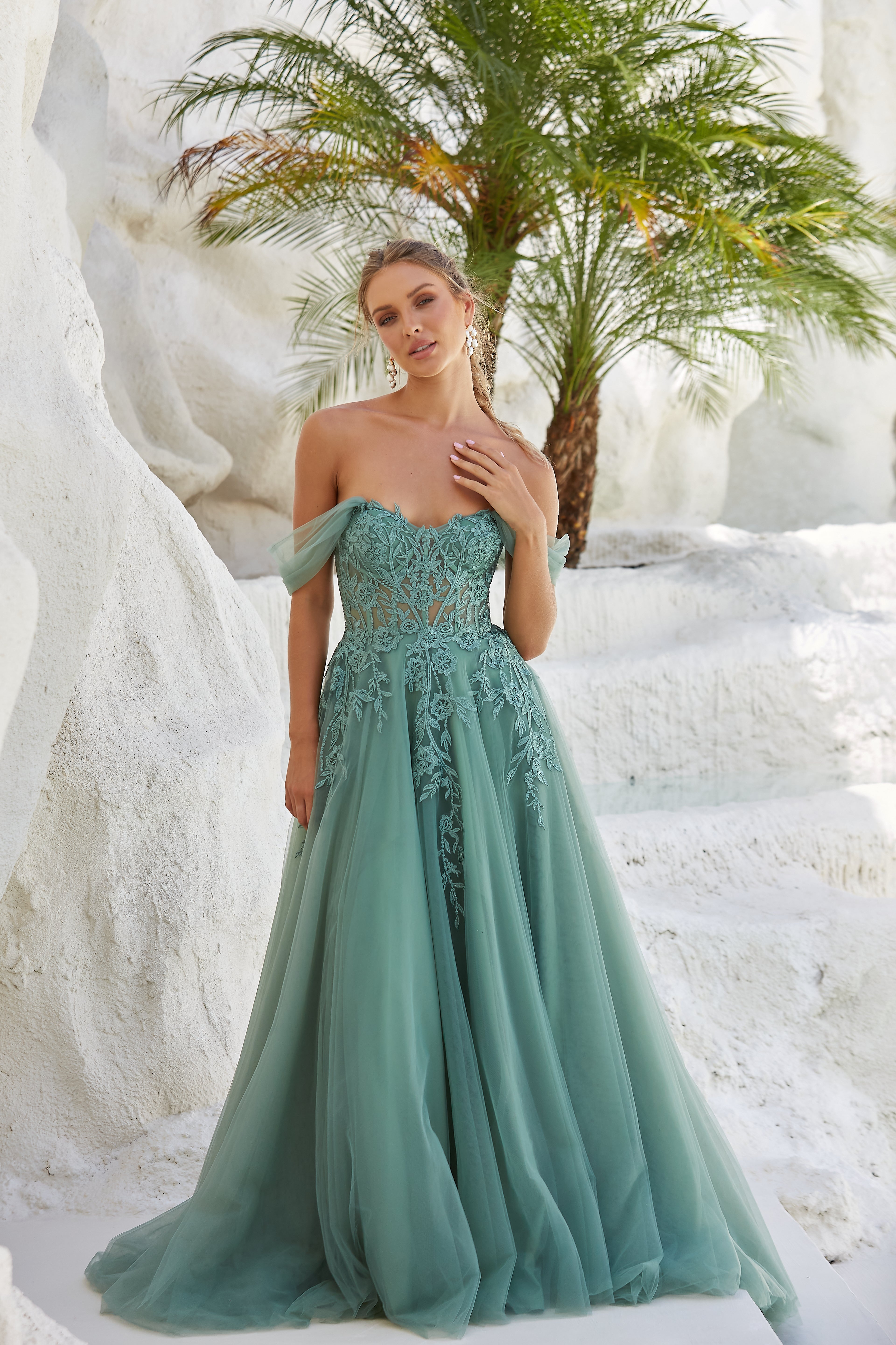 Innes Formal Dress PO2462 AFTER FIVE Innes Formal Dress PO2462 AFTER FIVE