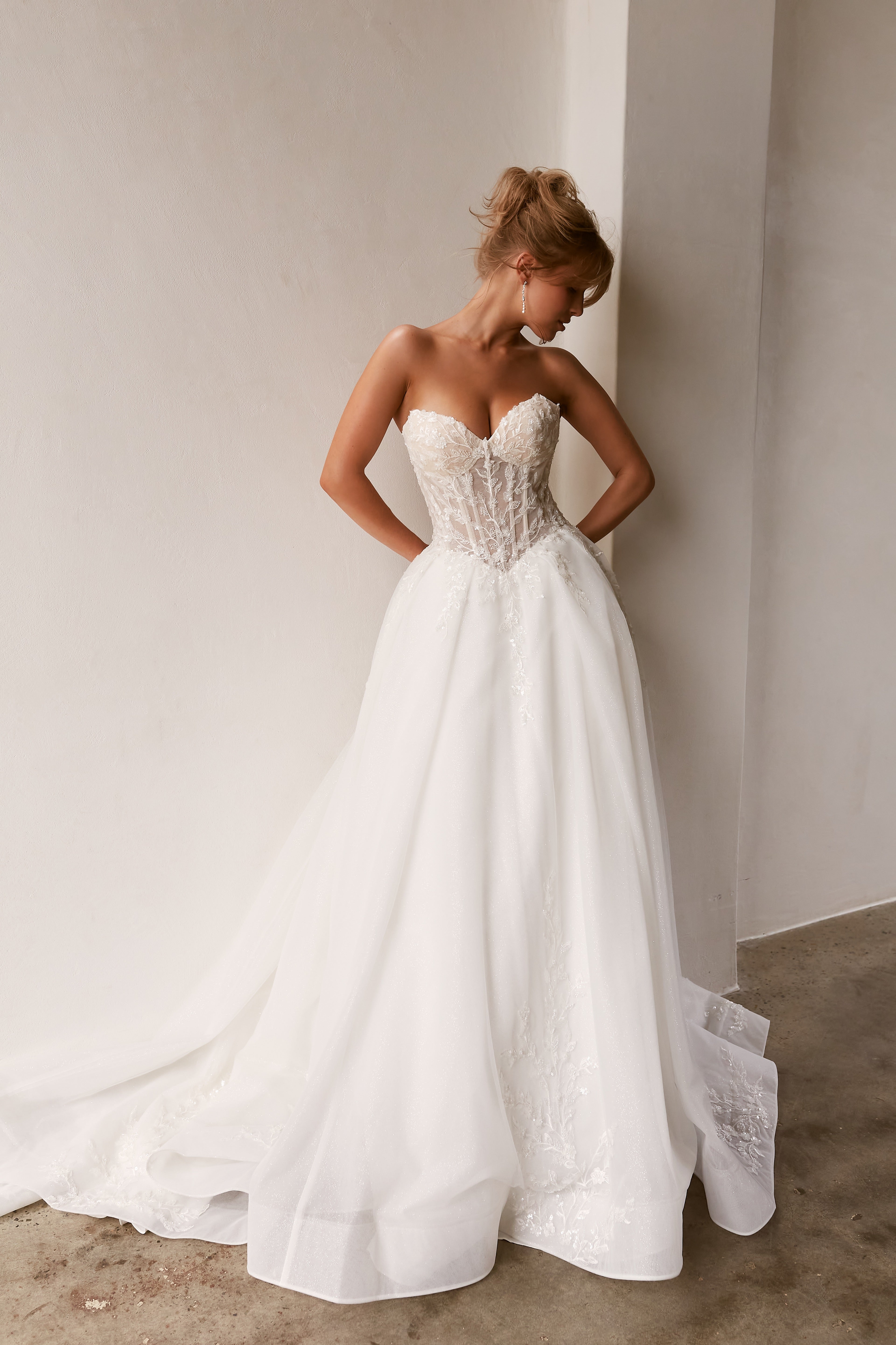 Lux Wedding Dress – AFTER FIVE