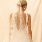LAINEY VEIL