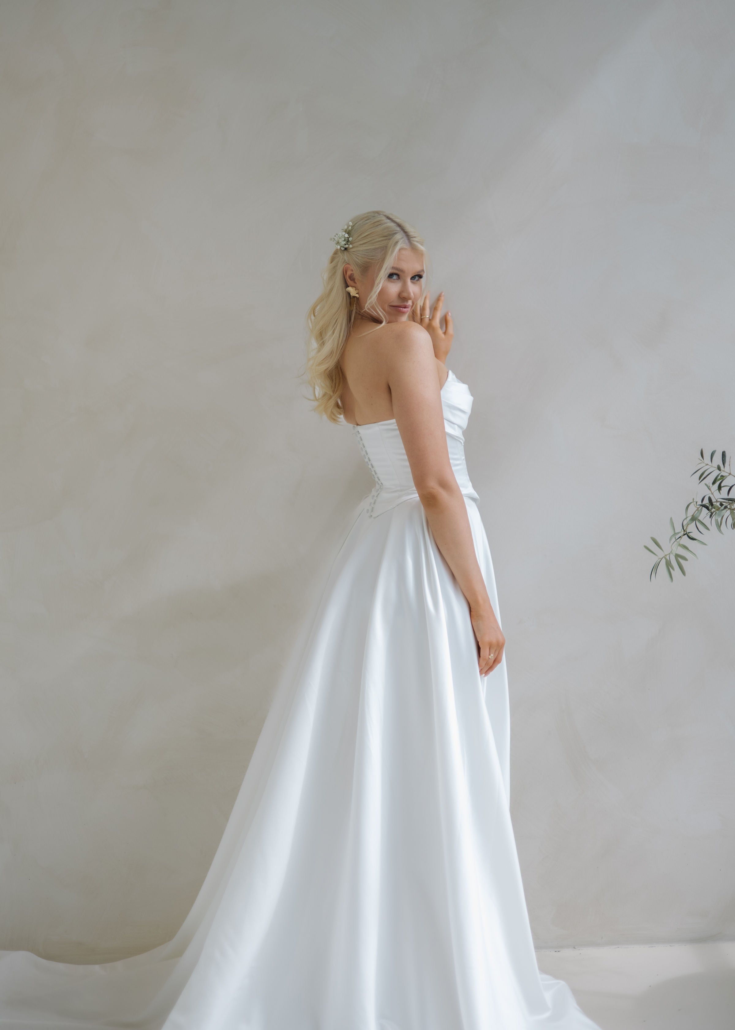 Manhatton Wedding Dress