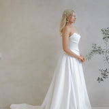 Manhatton Wedding Dress