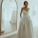 Monolo Wedding Dress